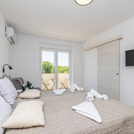 Bella Vista With Sea View Klanice