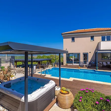 Villa Bella Vista With Sea View