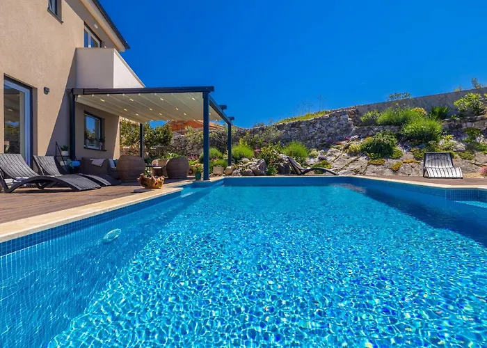 Bella Vista With Sea View Villa