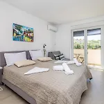 Bella Vista With Sea View