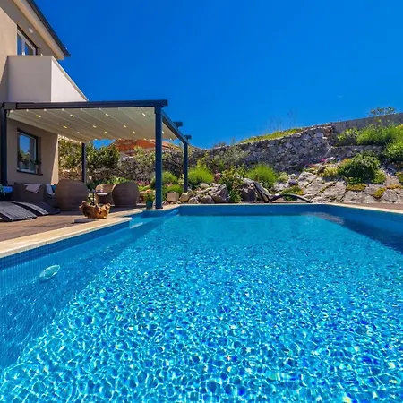 Bella Vista With Sea View Vilă