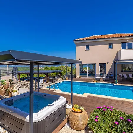 Bella Vista With Sea View Vilă